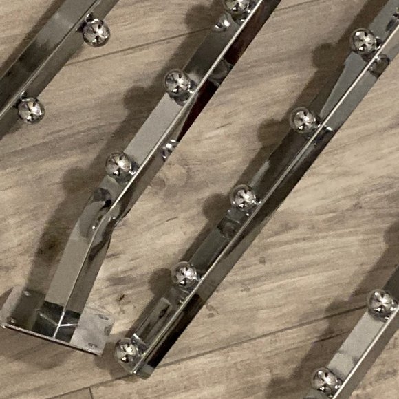 FINAL PRICE: (4) "7-Ball" Waterfall Clothing, Purse, Scarf Wall Display Hardware - Picture 2 of 5